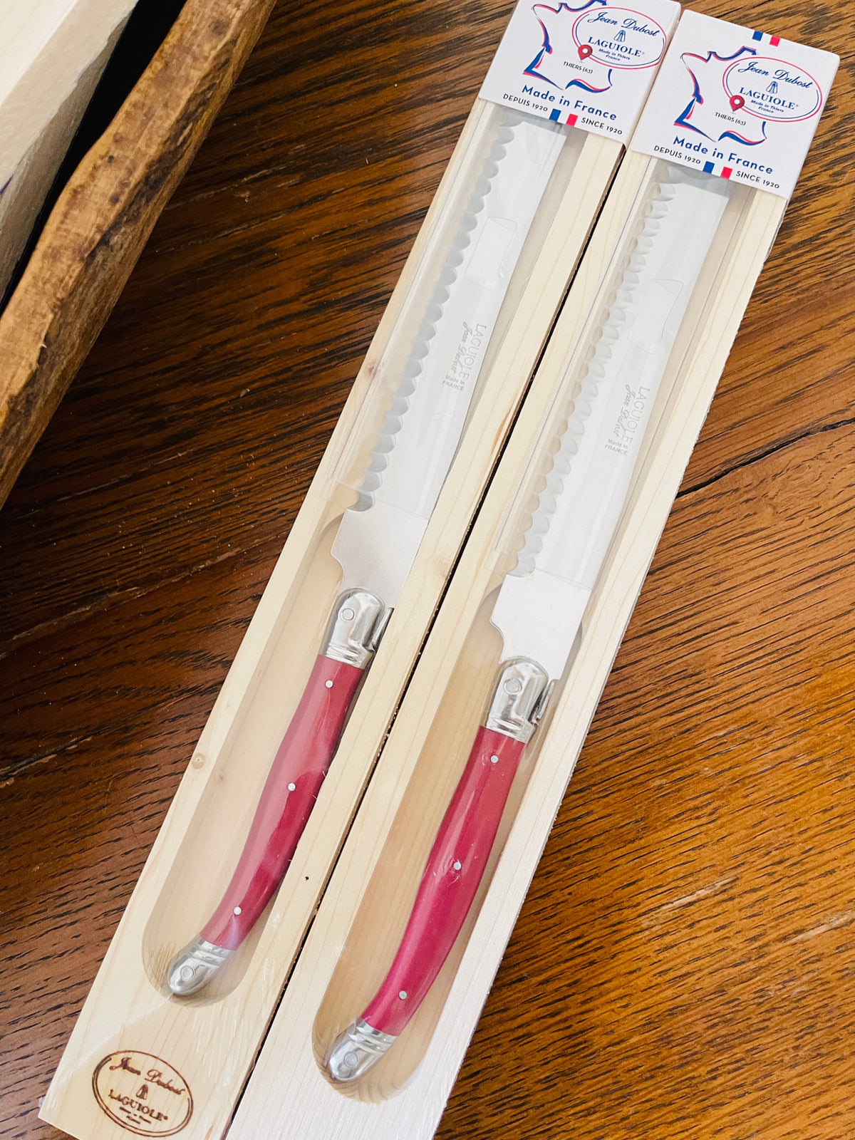 Laguiole Serrated Bread Knife