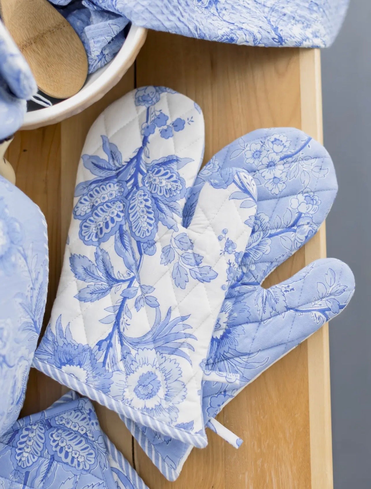 Patchwork Oven Mitt Set of 2