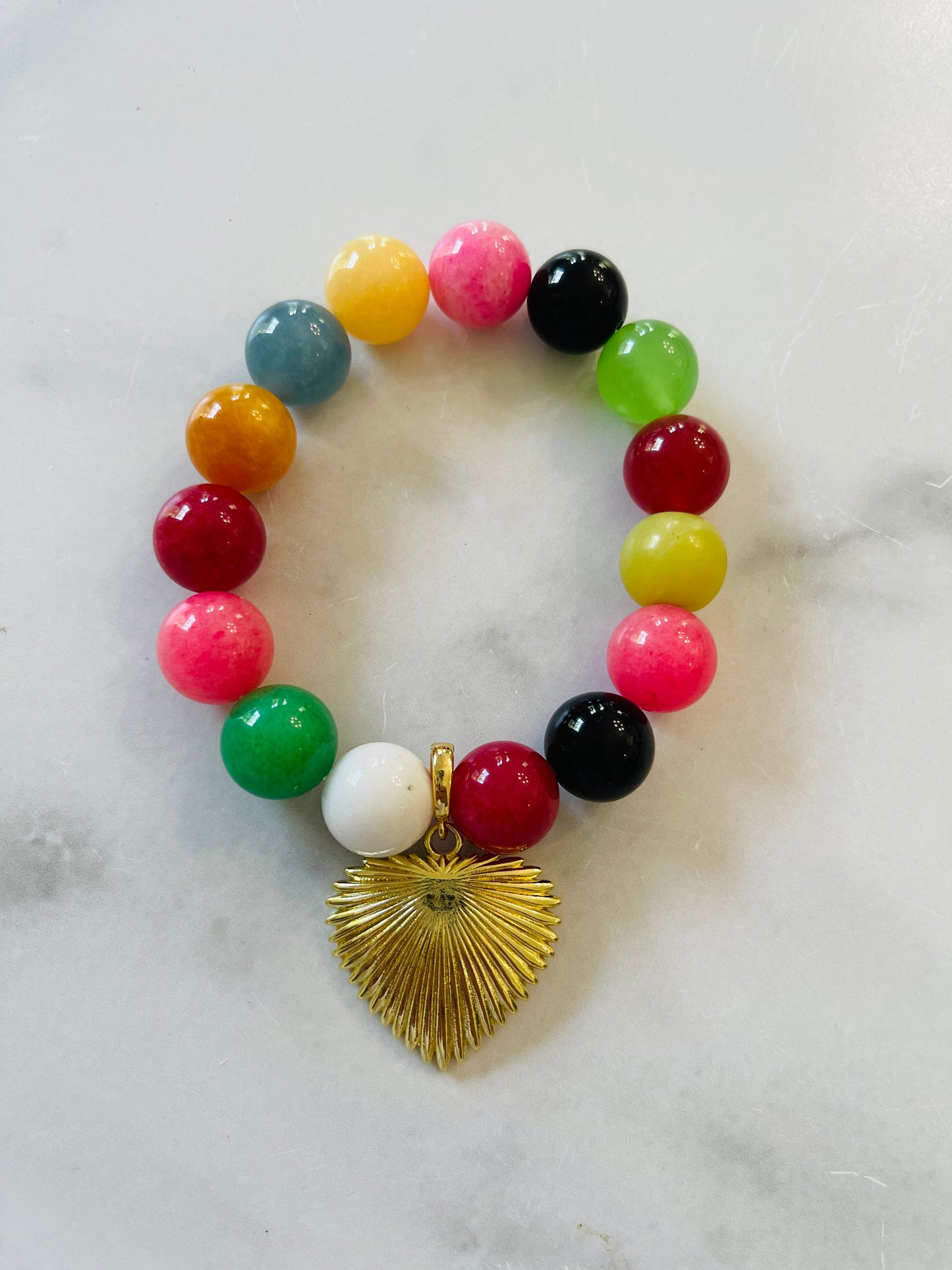 Glass beaded bracelet with Heart Charm